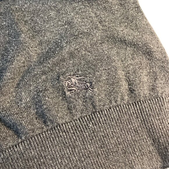 ✨ Burberry Brit Women’s Top – Size M – Gray w/ Shoulder Details – Soft + Chic - Picture 8 of 13